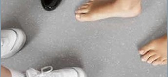 Altro水瓶座適用于干濕地面、穿鞋和赤足
