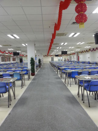 基礎地面平整度與塑膠地板鋪設效果